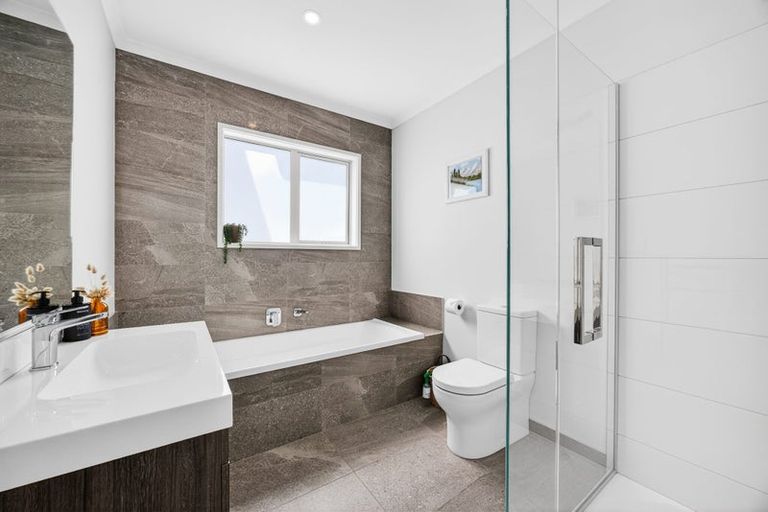 Photo of property in 28 Taitonga Lane, Stanmore Bay, Whangaparaoa, 0932
