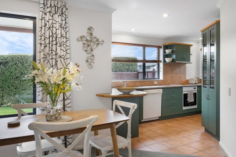 Photo of property in 47 Kings Drive, Wanaka, 9305