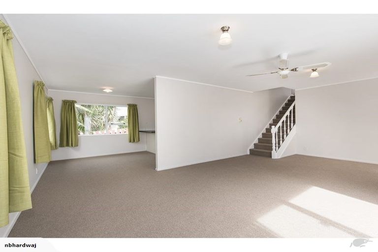 Photo of property in 5 Petrel Place, Massey, Auckland, 0614