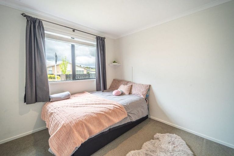 Photo of property in 6 Settler Avenue, Omokoroa, 3114