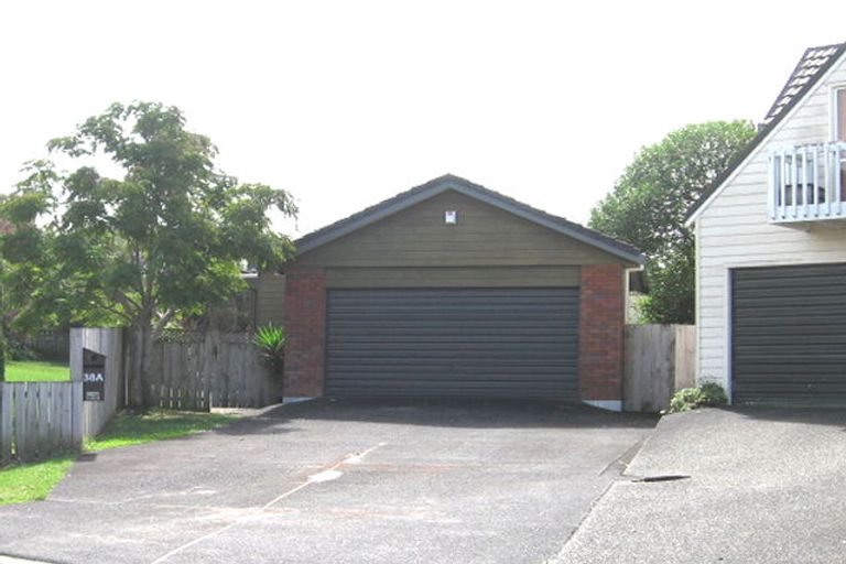 Photo of property in 38 Sailfish Drive, West Harbour, Auckland, 0618