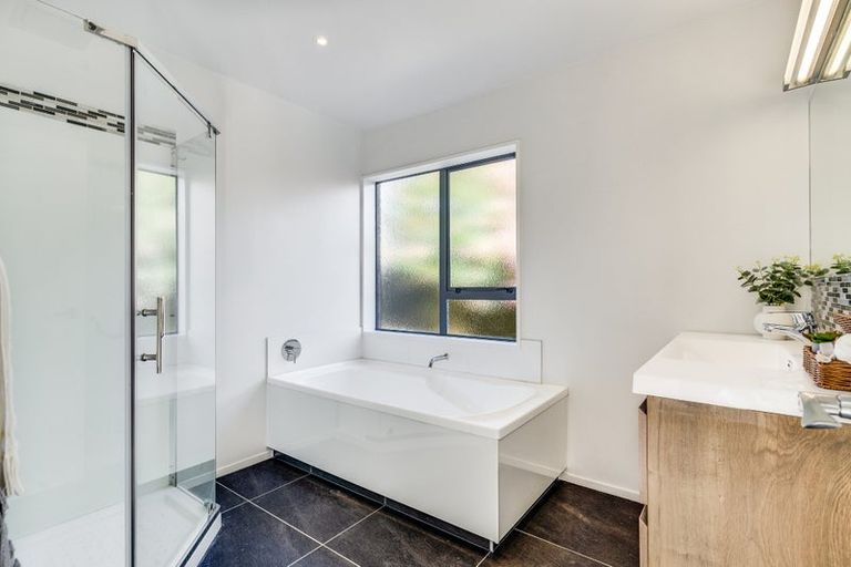 Photo of property in 12 Patricia Place, Harewood, Christchurch, 8051