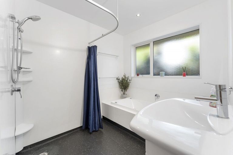 Photo of property in 15 Saddleback Green, Halswell, Christchurch, 8025
