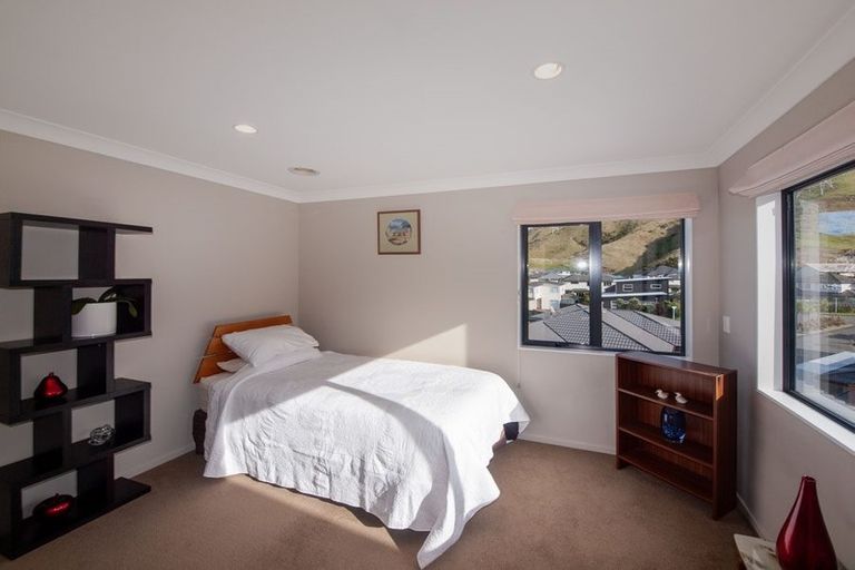 Photo of property in 8 Cheetwood Street, Churton Park, Wellington, 6037