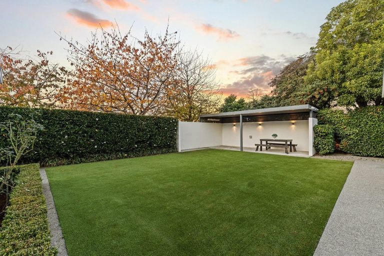 Photo of property in 154 Clyde Road, Burnside, Christchurch, 8053