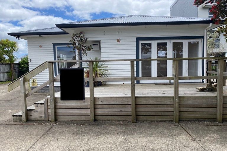 Photo of property in 1 Monk Street, Whitianga, 3510
