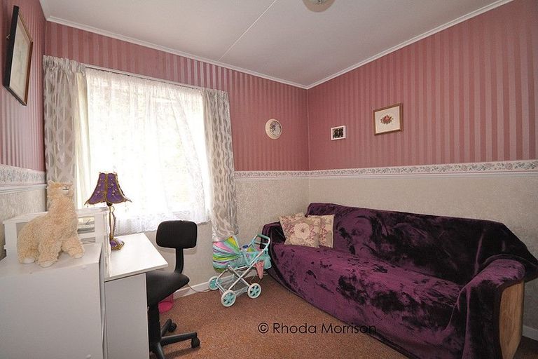 Photo of property in 45 Gorge Road, Maungaturoto, 0520