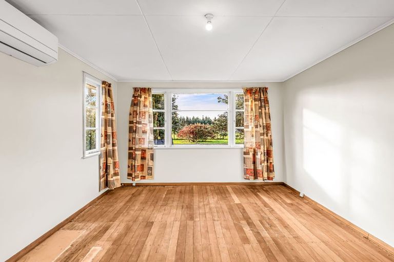 Photo of property in 55 Wilson Street, Waverley, 4510