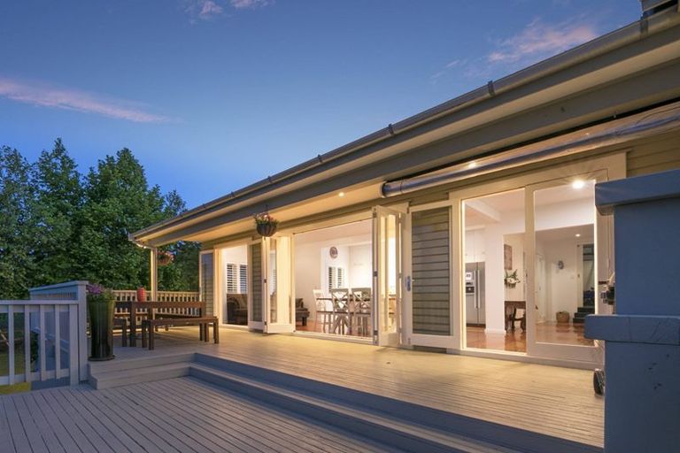 Photo of property in 298 Rimmer Road, Helensville, 0875