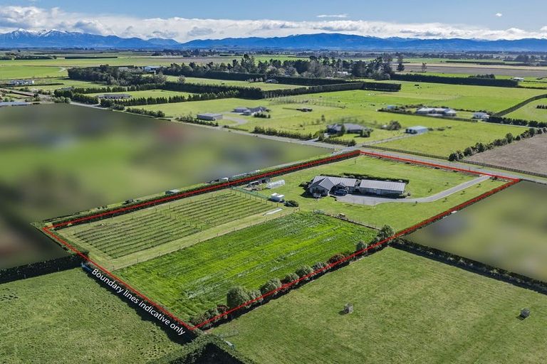 Photo of property in 74 Crozier Drive, Kirwee, Darfield, 7571