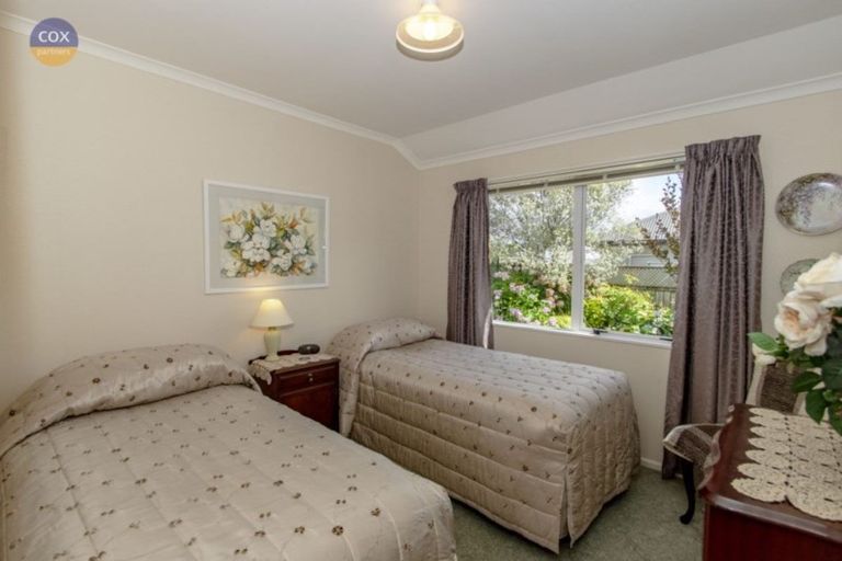 Photo of property in 21 Palmbrook Avenue, Havelock North, 4130