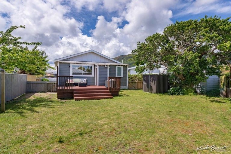 Photo of property in 50 York Street, Moera, Lower Hutt, 5010
