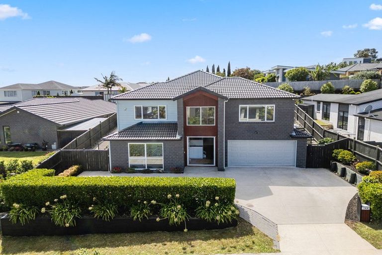 Photo of property in 144 Lisle Farm Drive, Pukekohe, 2120