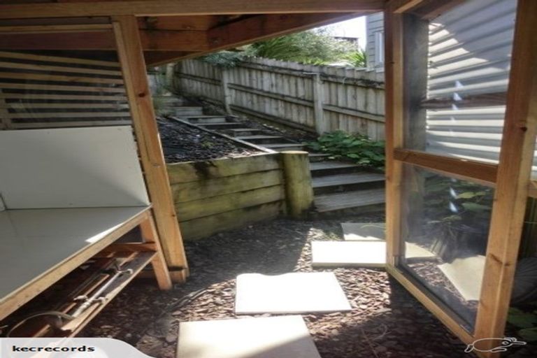 Photo of property in 4 Hogans Road, Glenfield, Auckland, 0629