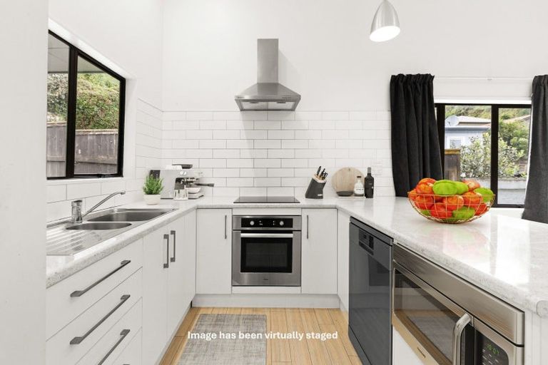 Photo of property in 101 Shakespeare Road, Bluff Hill, Napier, 4110