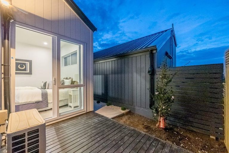 Photo of property in 36 Horokaka Street, Massey, Auckland, 0614