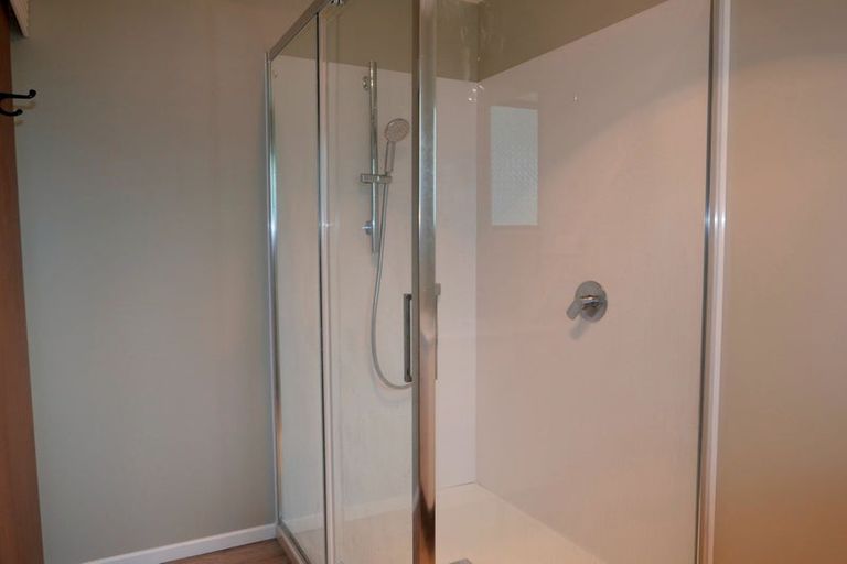 Photo of property in 104 Hillcrest Road, Raumati Beach, Paraparaumu, 5032