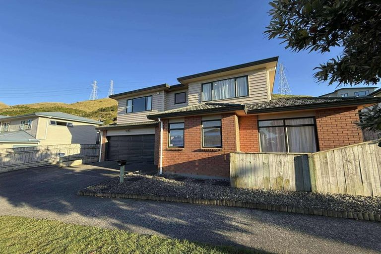 Photo of property in 69a Amesbury Drive, Churton Park, Wellington, 6037