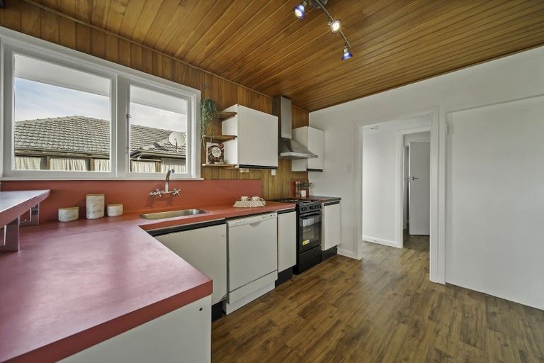 Photo of property in 17 Fusilier Street, Hoon Hay, Christchurch, 8025