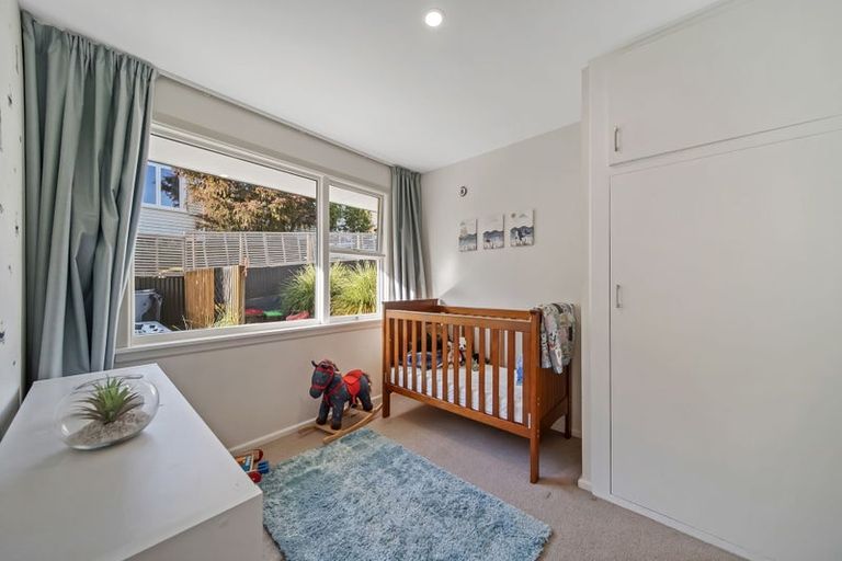 Photo of property in 5 Cornwall Road, Lyttelton, 8082
