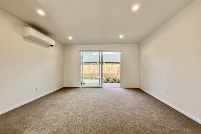 Photo of property in 2/113 Poulson Street, Addington, Christchurch, 8024