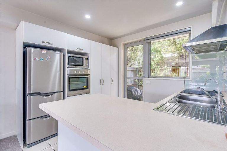 Photo of property in 39a Lyndon Street, Riccarton, Christchurch, 8041