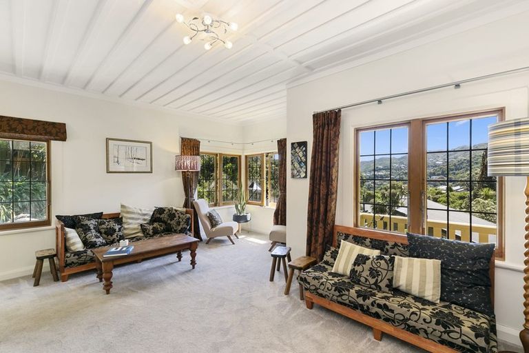 Photo of property in 17 Torwood Road, Khandallah, Wellington, 6035