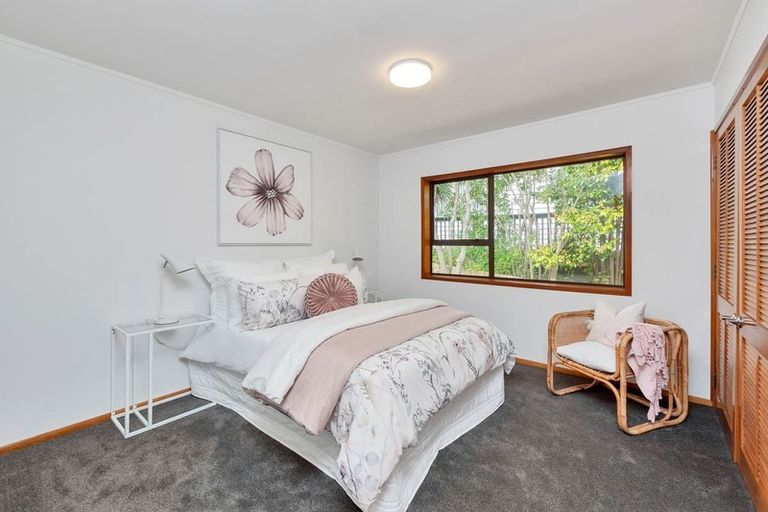 Photo of property in 86 Seaview Road, Glenfield, Auckland, 0629