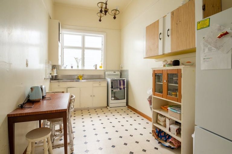 Photo of property in 23 Nairn Street, Mount Cook, Wellington, 6011