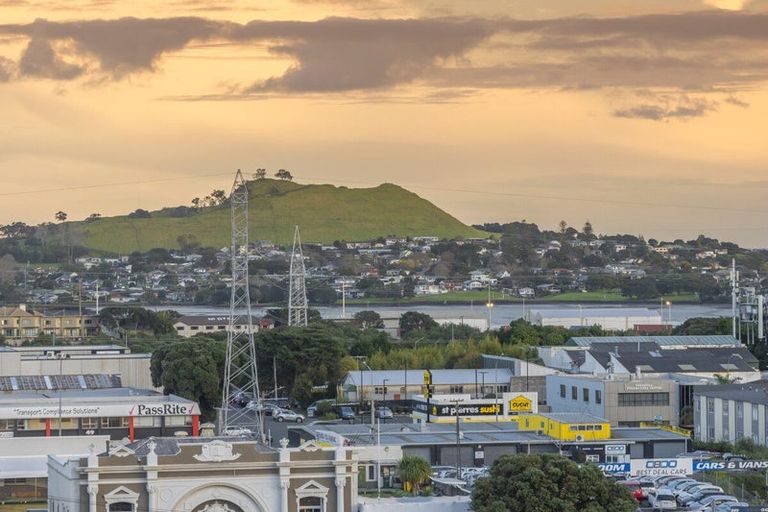 Photo of property in 1b Woodside Road, Manurewa, Auckland, 2102