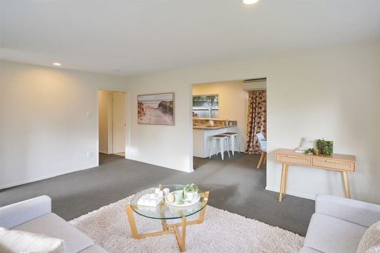 Photo of property in 2/288 Pine Avenue, South New Brighton, Christchurch, 8062