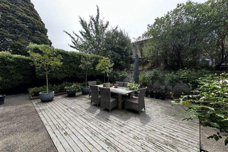 Photo of property in 18 Dorset Street, Balaclava, Dunedin, 9011