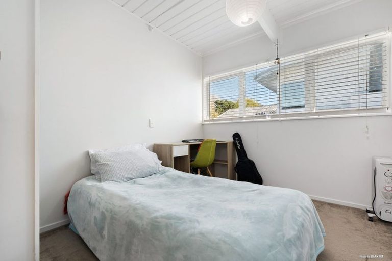 Photo of property in 156 Bleakhouse Road, Mellons Bay, Auckland, 2014