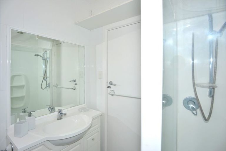 Photo of property in 2/78 Holly Road, St Albans, Christchurch, 8014