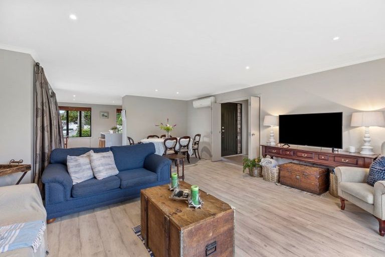 Photo of property in 24 Hansard Place, Bethlehem, Tauranga, 3110