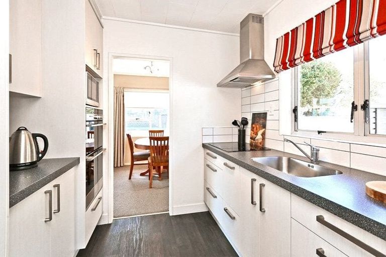Photo of property in 1/512 Fitzroy Avenue, Hastings, 4122