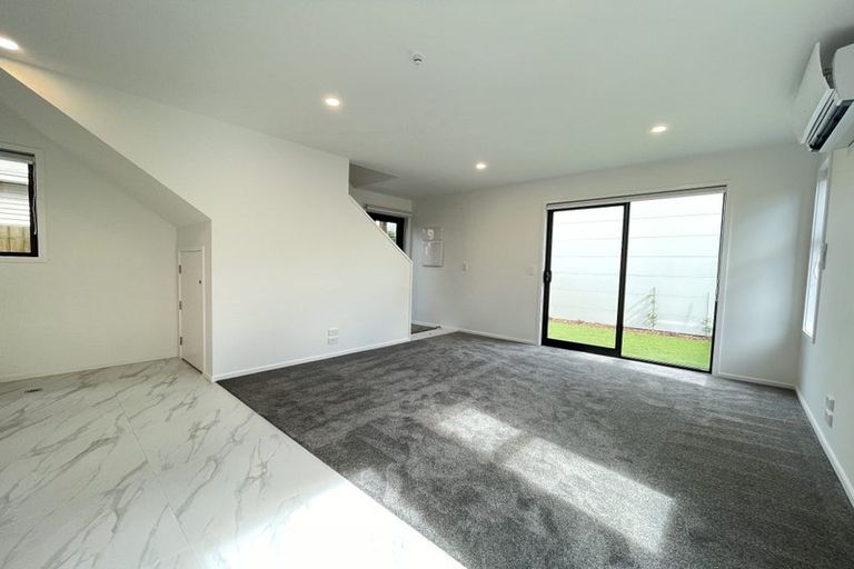 Photo of property in 2/2 Hood Street, New Brighton, Christchurch, 8061