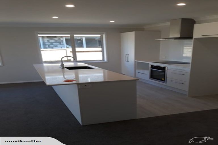 Photo of property in 31 Hills View Drive, Papamoa, 3118