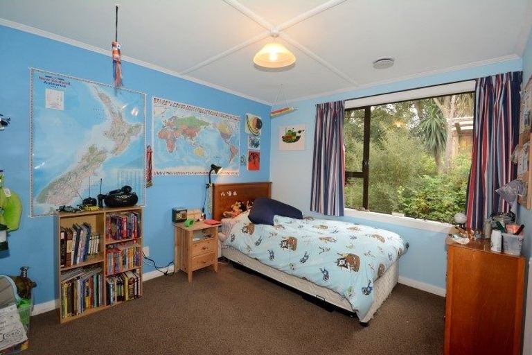 Photo of property in 15 Skerries Street, Outram, 9019