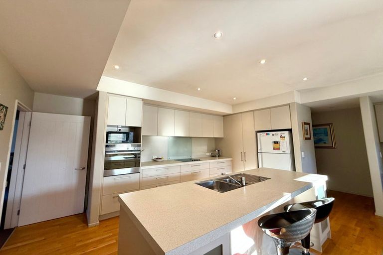 Photo of property in 6a Annies Lane, Aidanfield, Christchurch, 8025
