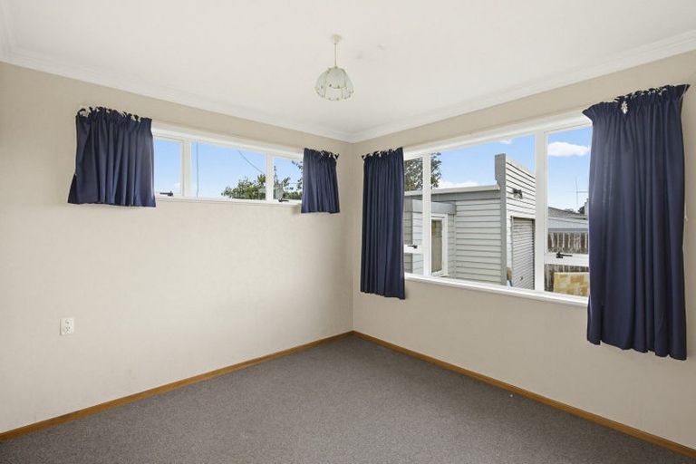 Photo of property in 12 Cargill Street, Levin, 5510