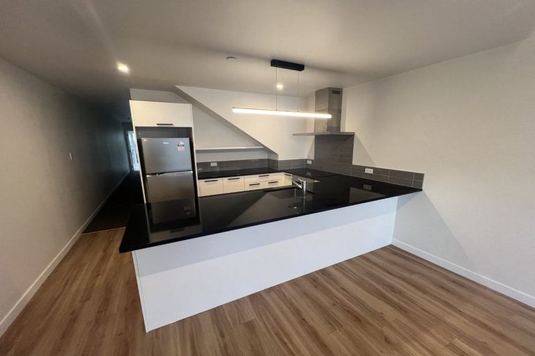 Photo of property in 239u6 Adelaide Road, Newtown, Wellington, 6021