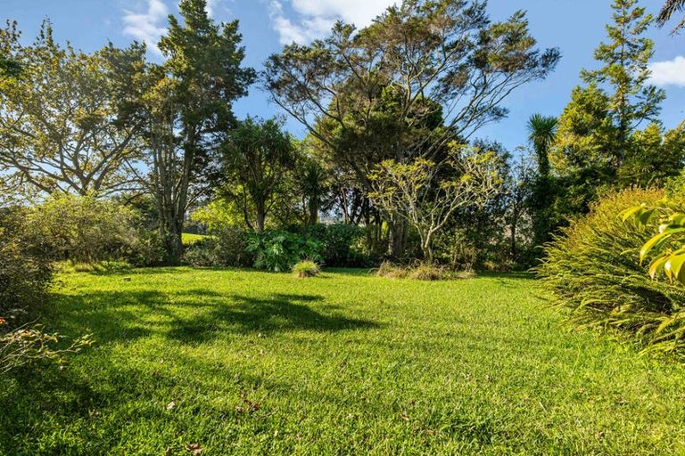 Photo of property in 78 Nixon Road, Taupaki, Henderson, 0782