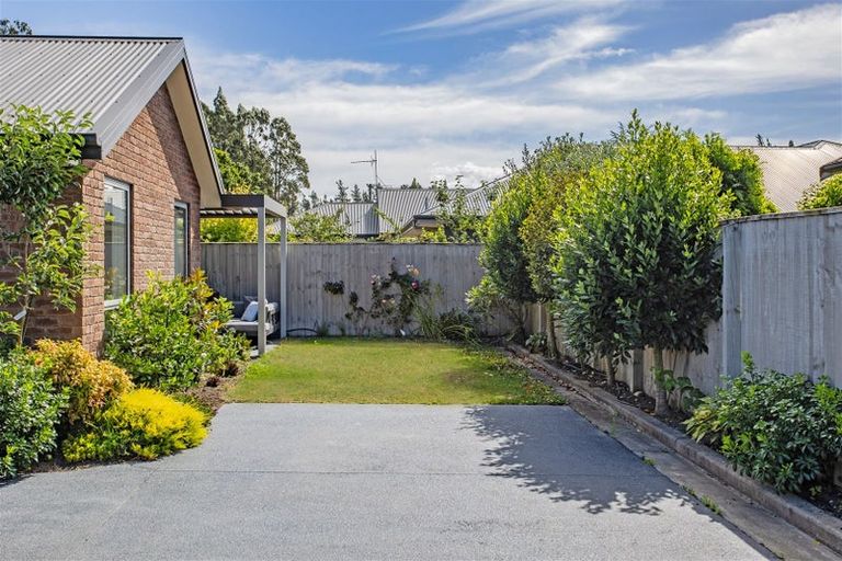 Photo of property in 10a Franklin Drive, Rangiora, 7400