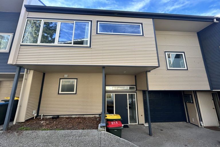 Photo of property in 3/96 Thompson Street, Queenstown, 9300
