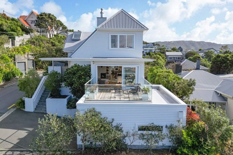 Photo of property in 20 Roscoe Terrace, Wadestown, Wellington, 6012