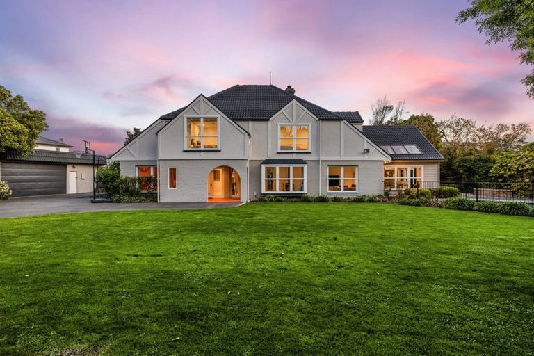 Photo of property in 3 Ashdale Lane, Strowan, Christchurch, 8052