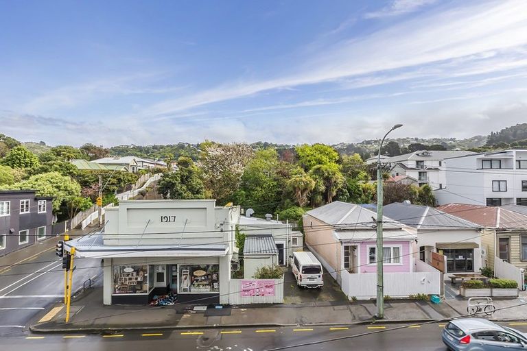 Photo of property in Luxford Villas, 308/72u Herald Street, Berhampore, Wellington, 6023