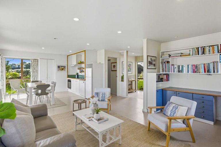 Photo of property in 253 Rosetta Road, Raumati Beach, Paraparaumu, 5032