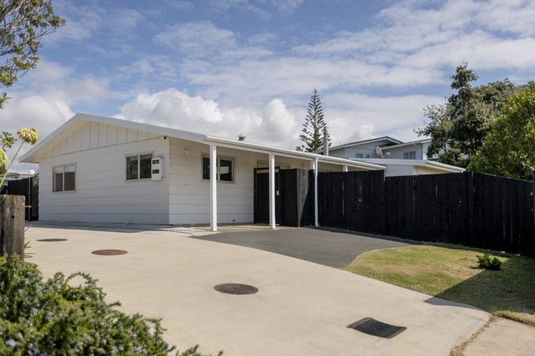Photo of property in 1126 Papamoa Beach Road, Papamoa Beach, Papamoa, 3118